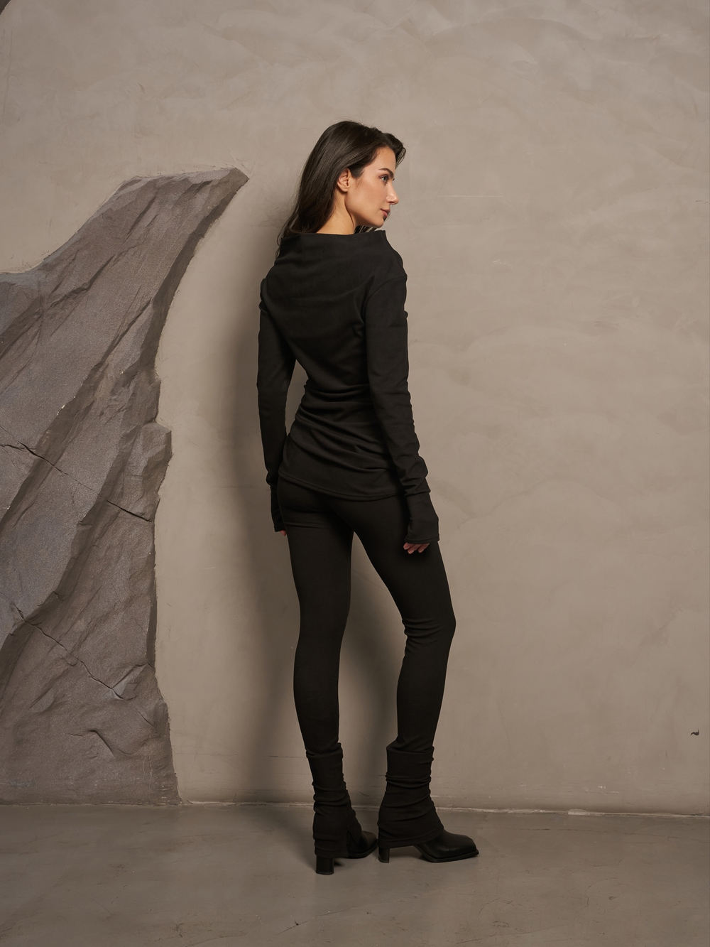 Леггинсы из нежного хлопка с разрезами и складками