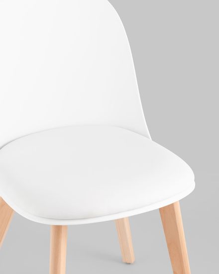 Стул Fog с подушкой белый деревянные ножки