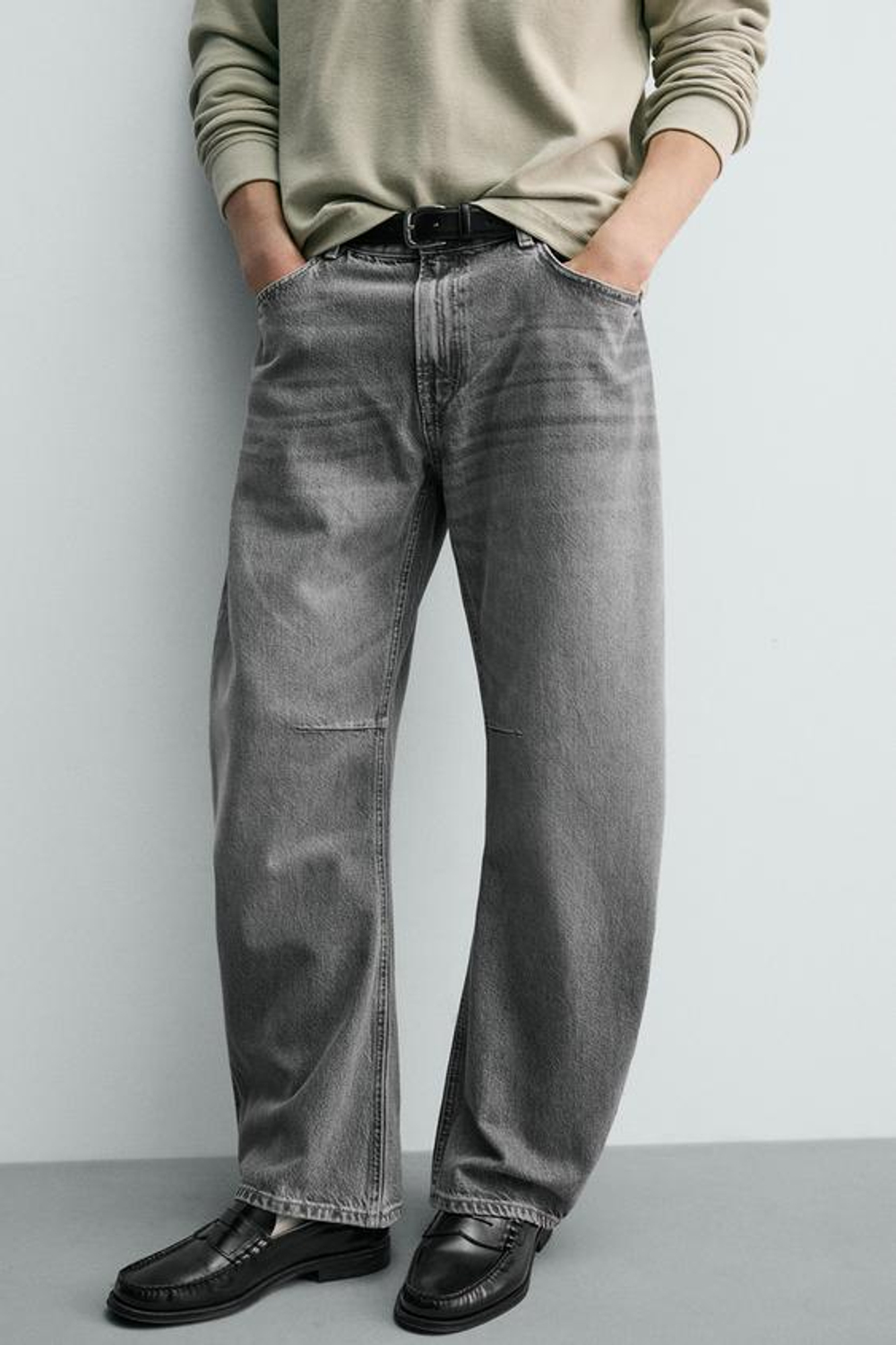 ZARA ДЖИНСЫ RELAXED BARREL FIT, СЕРЫЙ