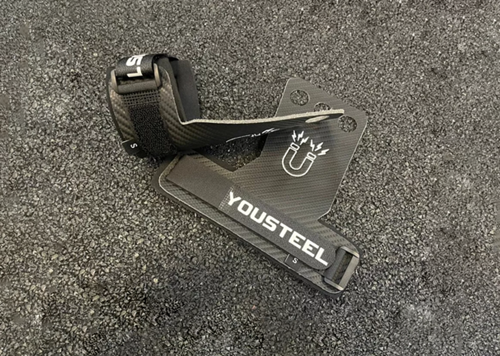 Накладки чёрн. три отверстия S