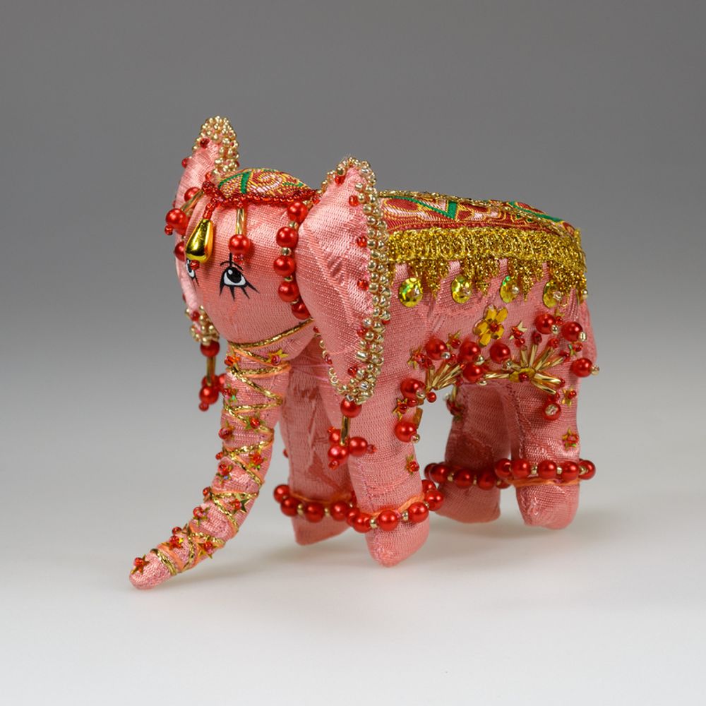 Бисерная ёлочная игрушка Слон