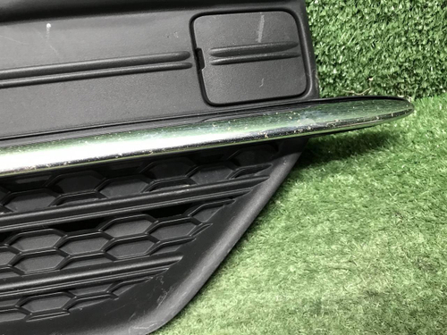 Решетка переднего бампера Volvo XC90 2 (15-19)