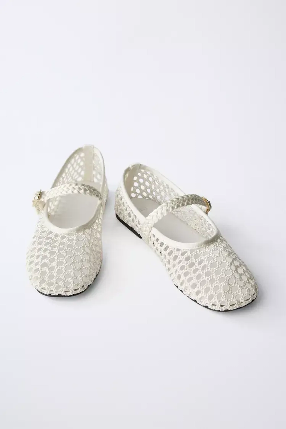 ZARA БАЛЕТКИ С ПЕРФОРАЦИЕЙ, БЕЛЫЙ