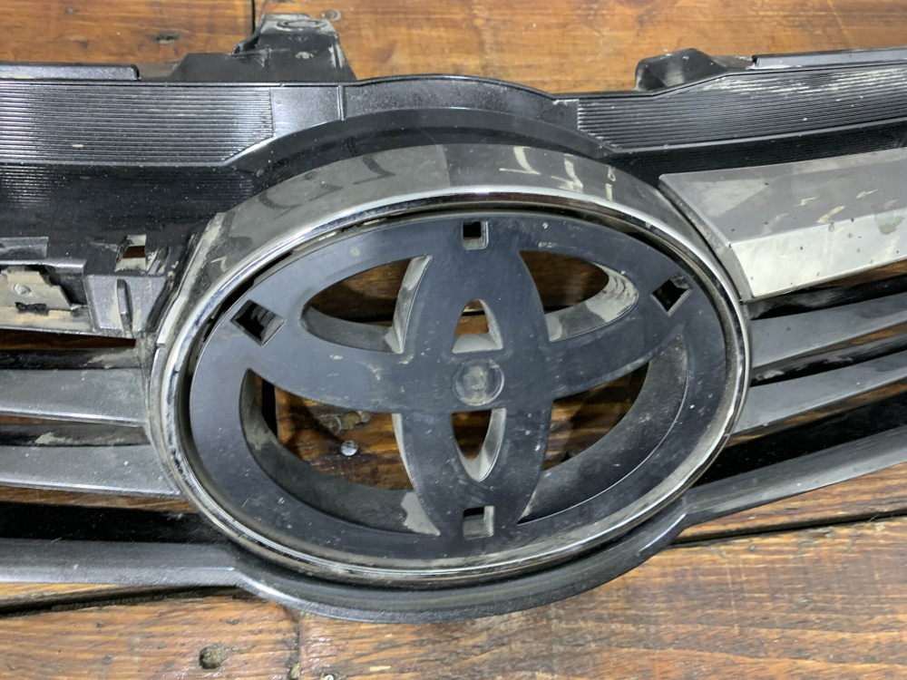 Решетка радиатора Toyota Camry (XV50) 14-17 Б/У Оригинал 5310133510