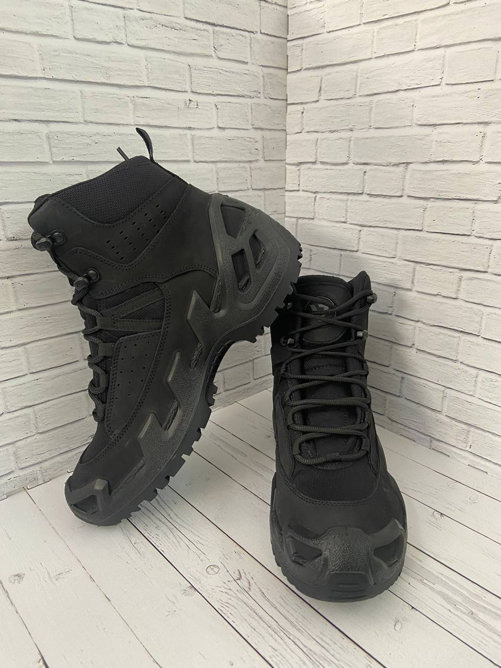 Ботинки демисезонные Vaneda / чёрный