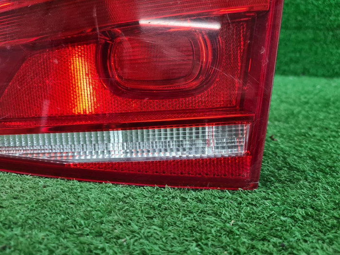 Фонарь правый внутренний VW Passat B7 (2011-2015)