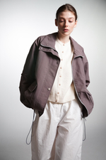 Ветровка серая