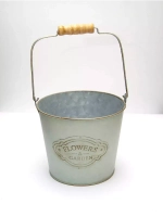 Винтажное металлическое кашпо с ручкой 26*16 см