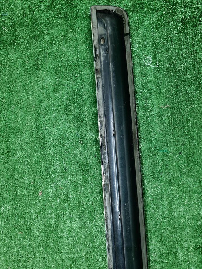 Накладка двери передняя левая Toyota Land Cruiser Prado 150 (2009-н.в.)