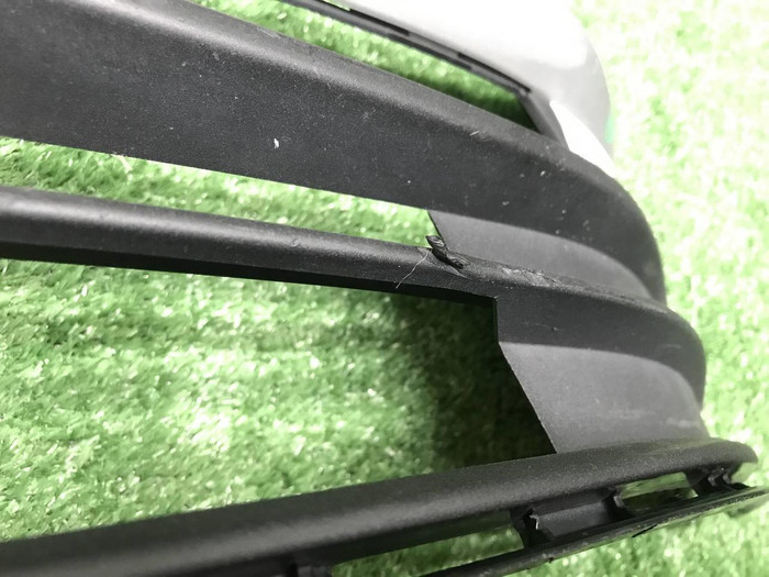 Накладка ПТФ левая BMW 5er G30 (2017-2020)