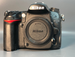 Nikon D7000, 141.000 кадров пробега, не записывает видео