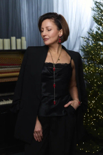 Серьги асимметричные miss Di золото с красным жемчугом Майорка