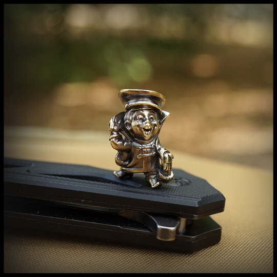 Темлячная бусина "Вовка" для ножей , латунь