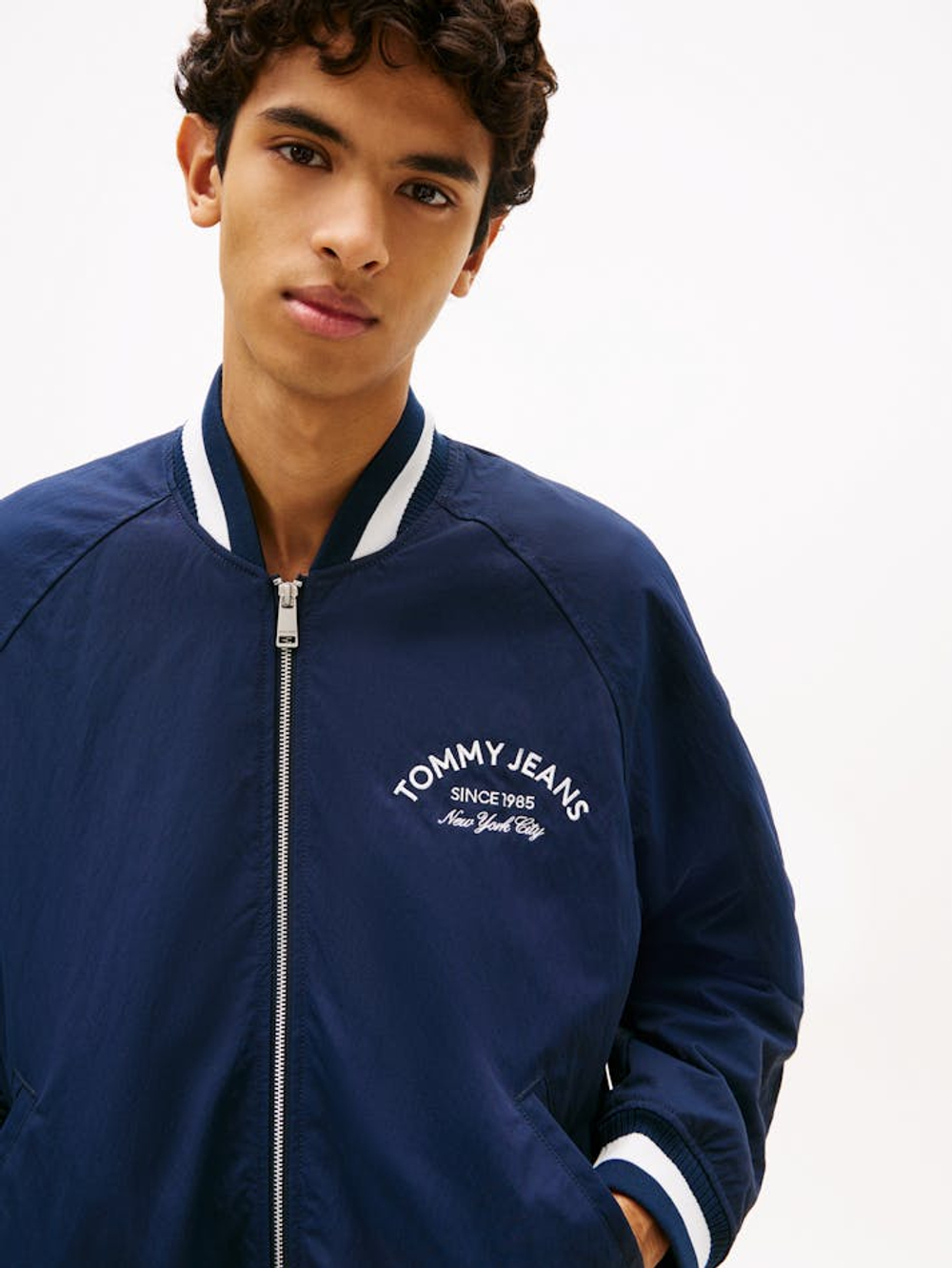 Куртка мужская TOMMY JEANS TJM VARSITY NYLON BO
