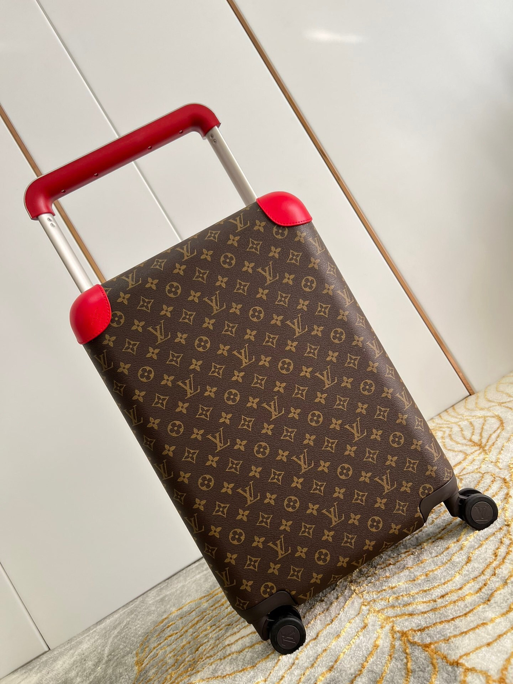 Louis Vuitton Horizon 55 Suitcase