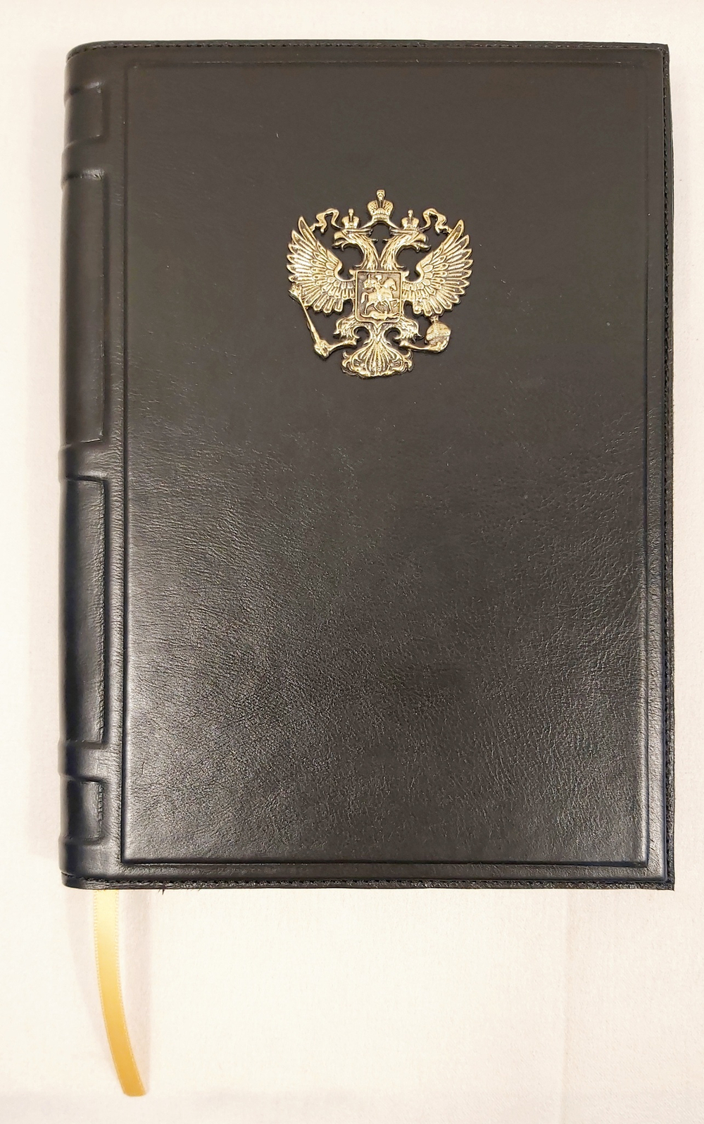 Ежедневник А5 «Герб России»  в обложке из натуральной кожи