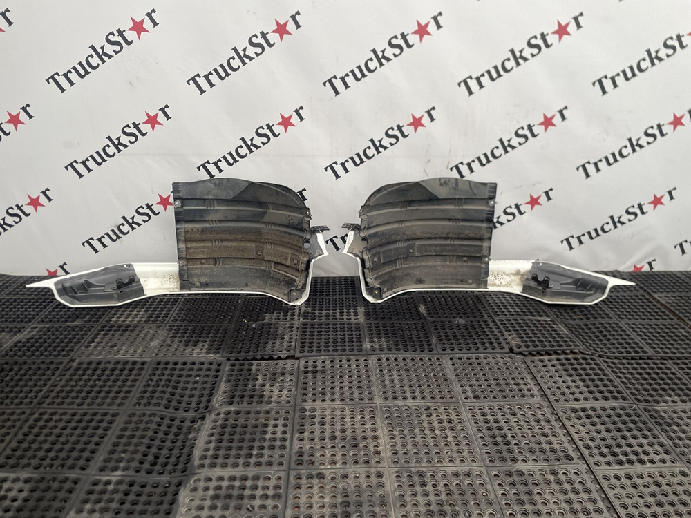 Комплект крыльев передних верхних 2023г.