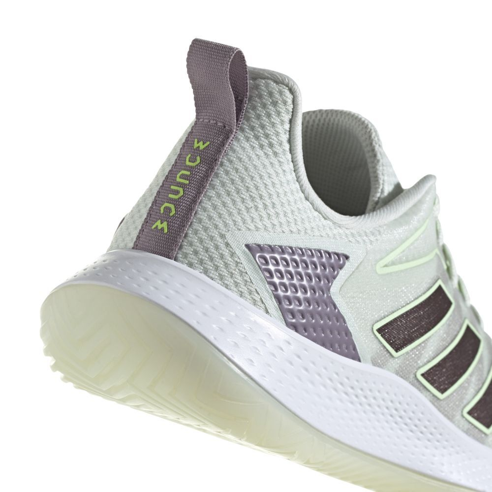 Женские теннисные кроссовки Adidas Defiant Speed W - crystal jade/aurora met/lucid lemon