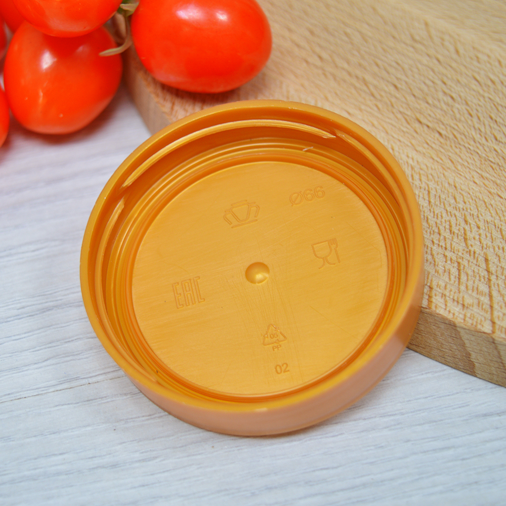 Крышка полимерная винтовая ТО-66 "Велес" золото