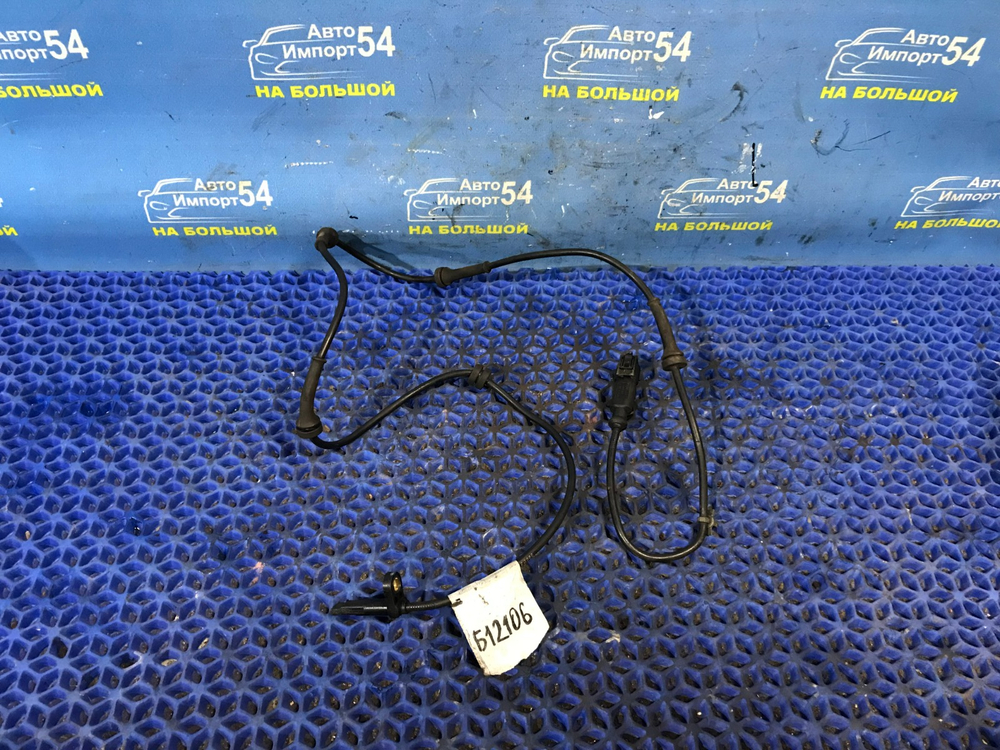 Датчик ABS передний правый NISSAN FUGA 2004–2009