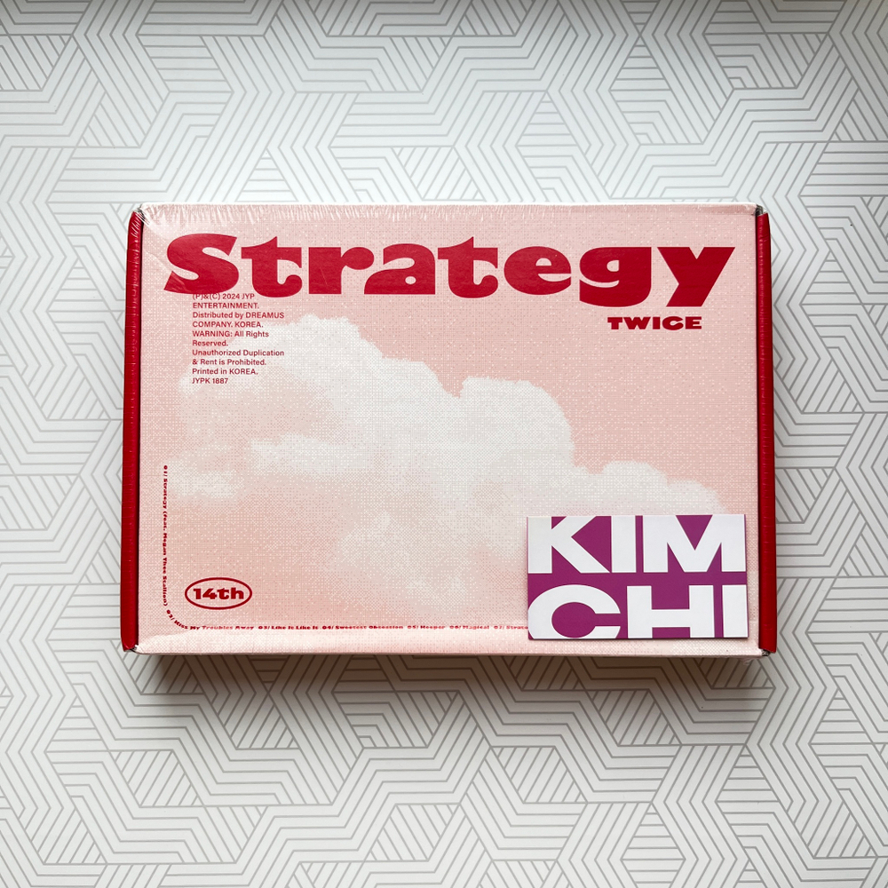 Альбом TWICE - STRATEGY (Step 1 ver.) (с дефектом)