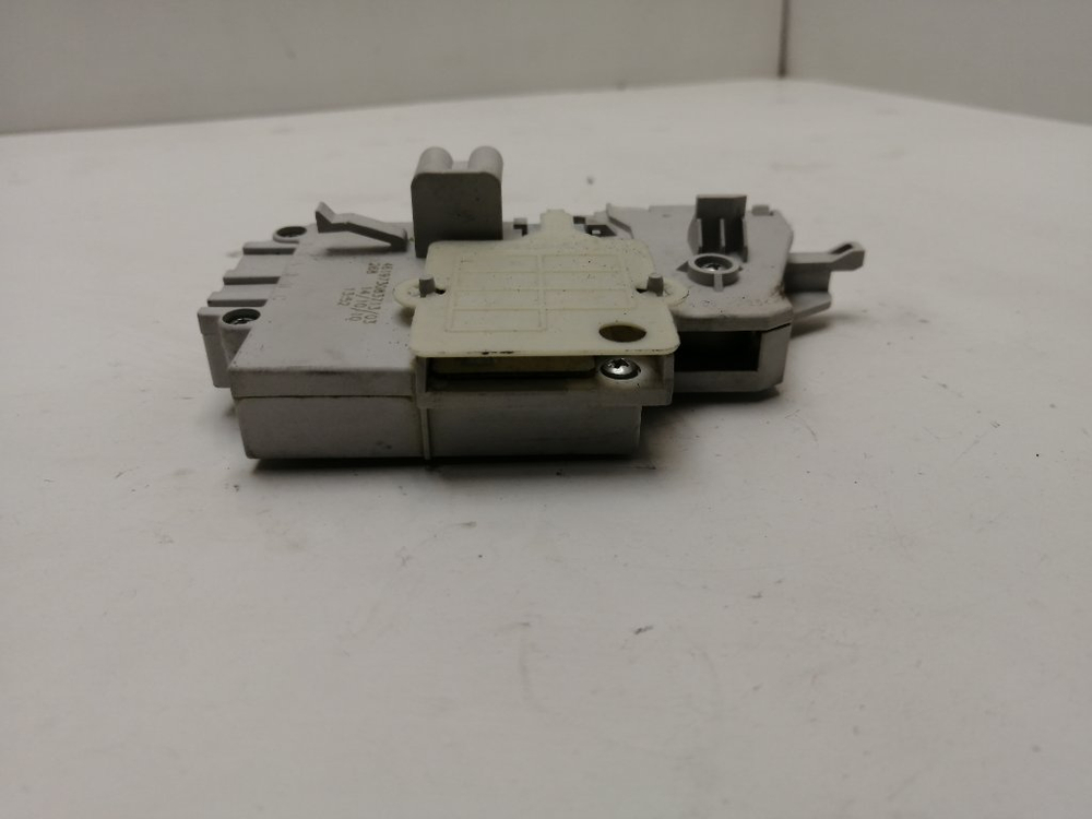 AWE7527/1 кт119 Блокировка люка для стиральной машины Whirlpool AWE7527/1 б/у