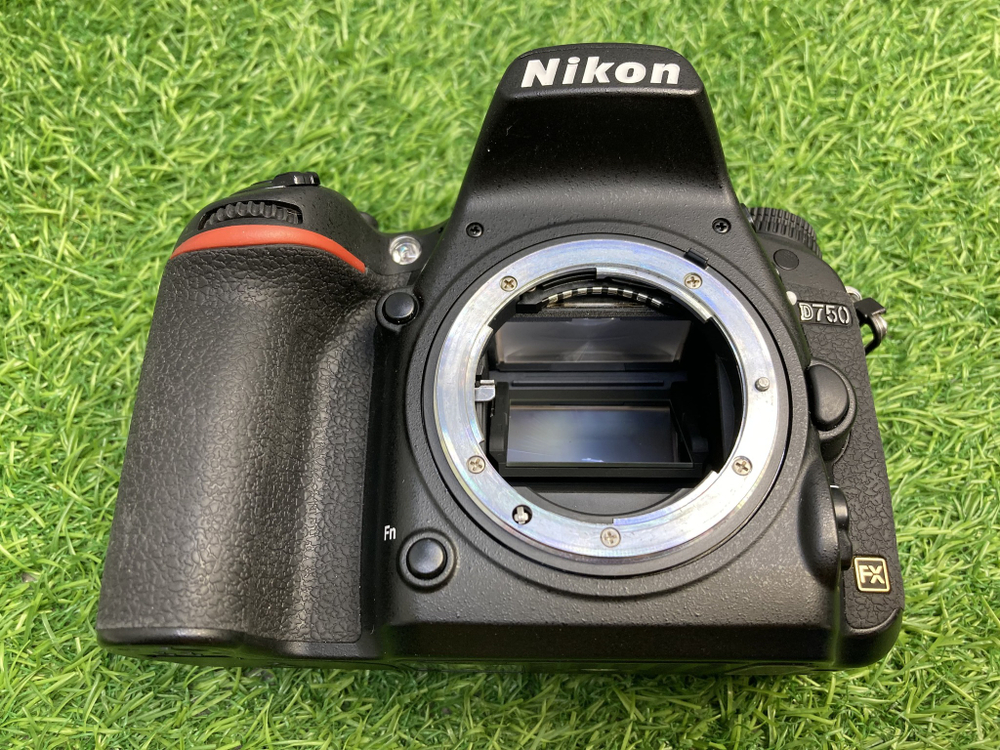 Nikon D750  Покупка/Продажа