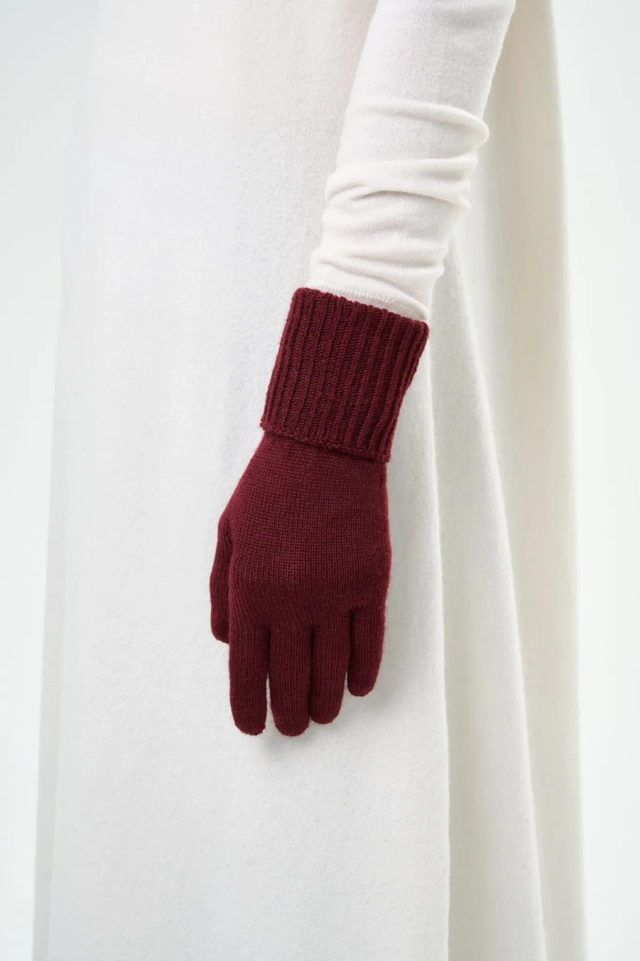 Перчатки с отворотом