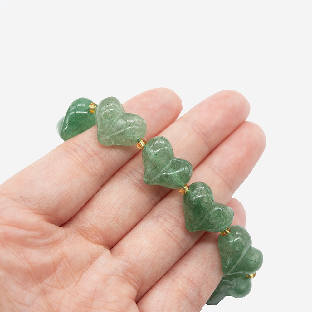Сердце из натурального кварца с хлоритом, 16*13,5мм