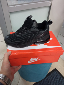 Кроссовки Nike Air Max 270