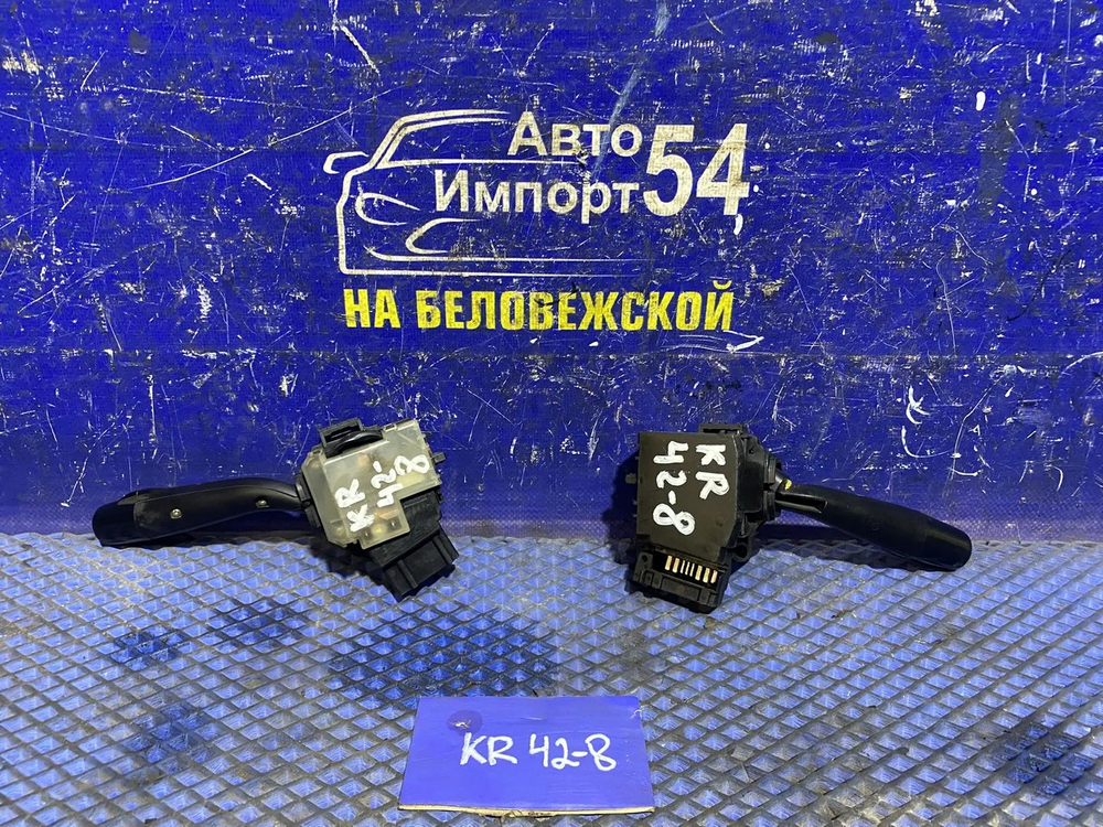 Переключатель подрулевой TOYOTA LITEACE 1999