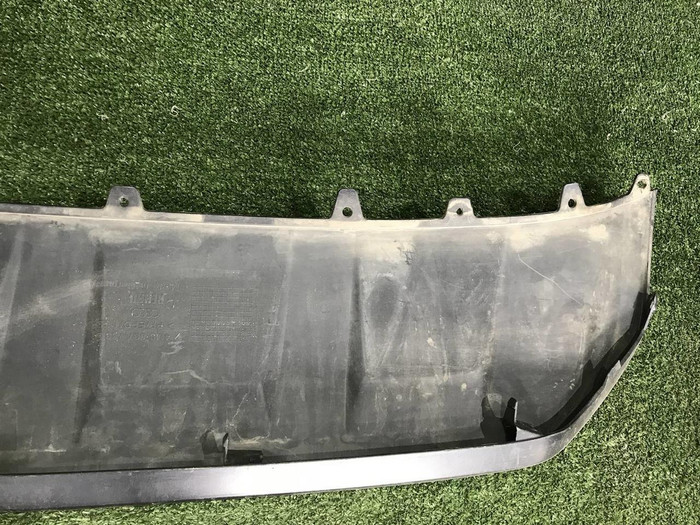 Накладка переднего бампера Audi Q7 2 (2015-2019)