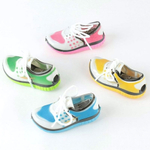 Точилка пласт. "Кроссовок" с ластик. ассорти (Darvish)