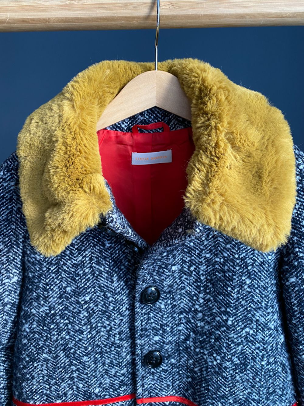 Новое шерстяное пальто Little Pushkin с меховым воротником, 116