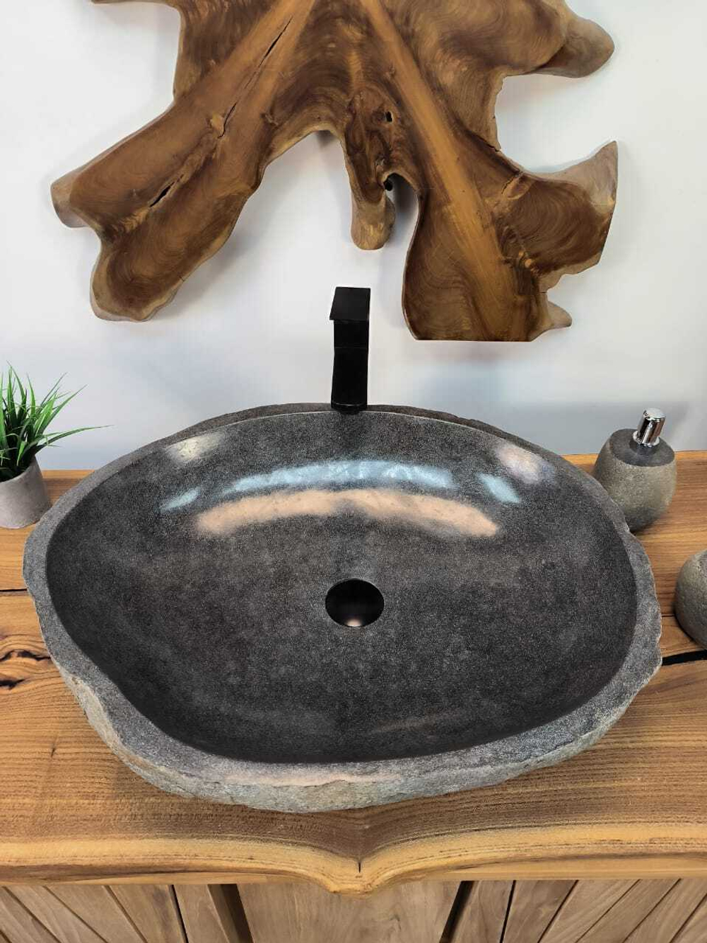 Раковина из речного камня RS-65839 64х48х15 из натурального камня