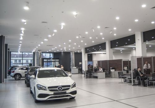 Освещение для автосалонов