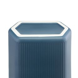 Ваза темно-синего цвета из коллекции Edge, 20см