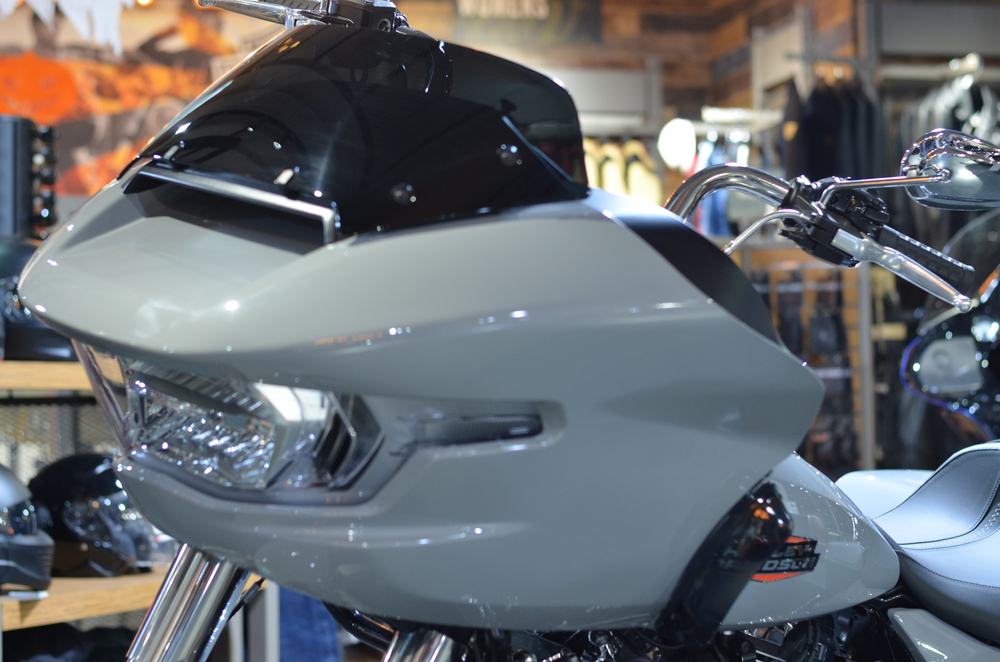 Harley-Davidson Road Glide 117 Atlas Silver 2024 с НДС