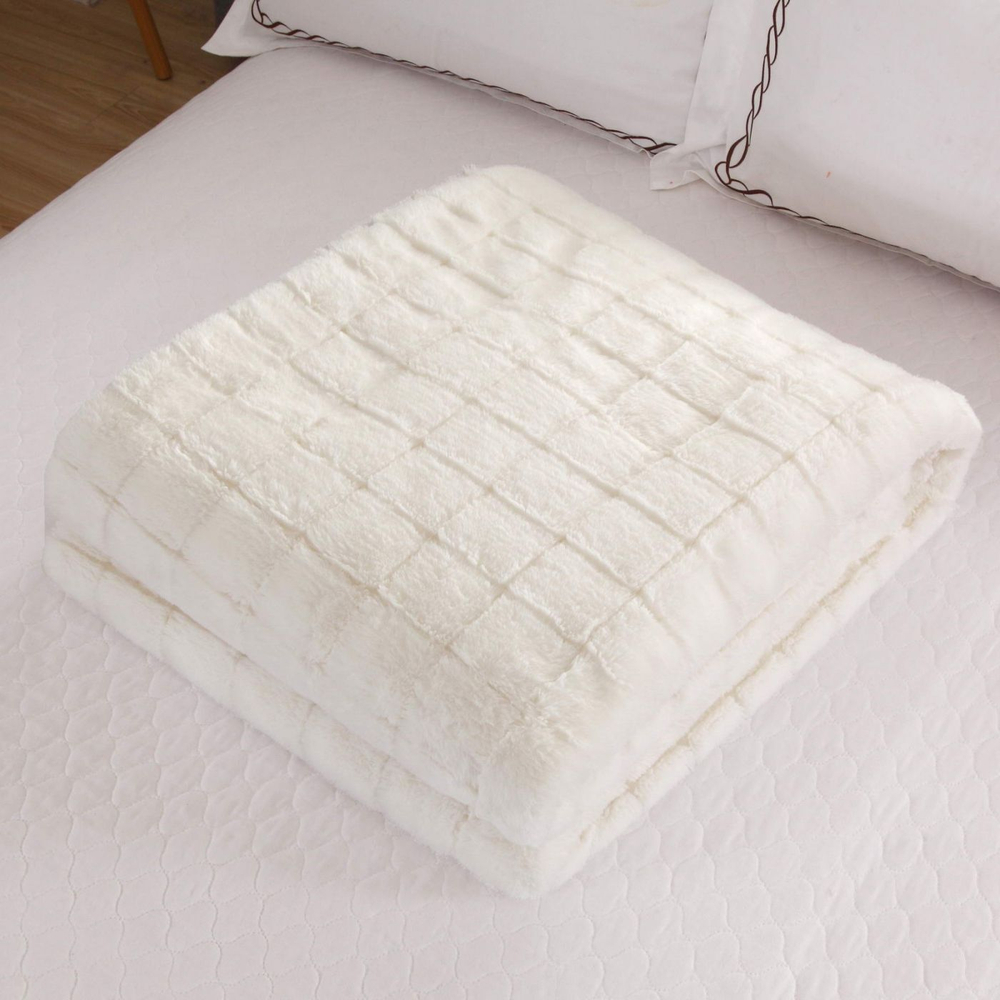 Плед 160х220 Sofi De MarkO Мадлен белый