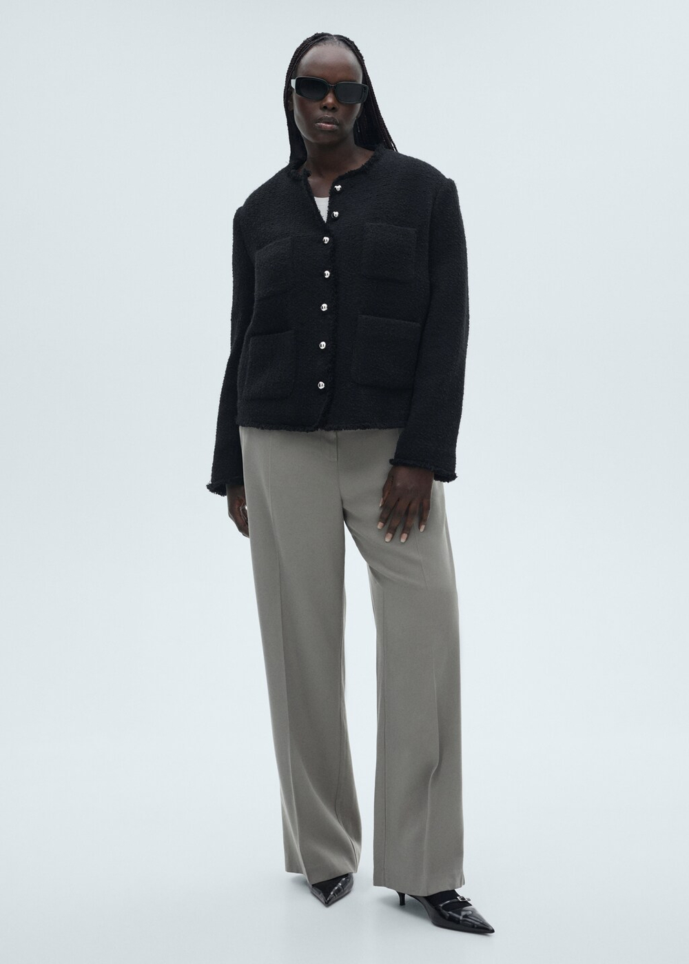 Куртка из твида с пуговицами-стразами