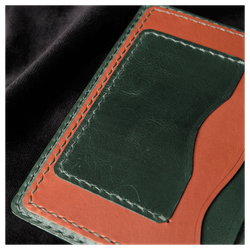 Кожаная обложка на паспорт «Рысь»