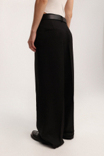 Брюки широкого кроя