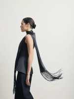 Атласный шарф с бахромой "Lune Satinée"