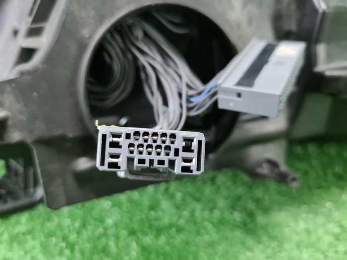 Фара правая Volvo S60 3 (2018-н.в.) LED