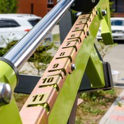 Force-2807 Уличный тренажер Верхняя тяга с переменной нагрузкой ZAVODSPORTA