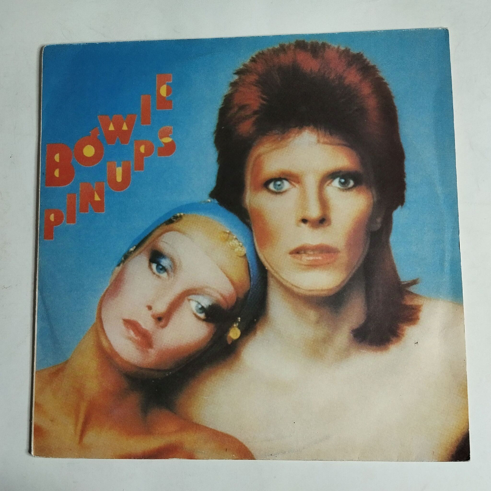Винтажная виниловая пластинка LP David Bowie Pinups Фотографии Красоток На Стене (Россия 1993)