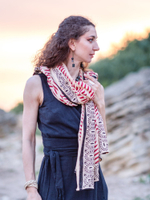 Легкий шарф-платок