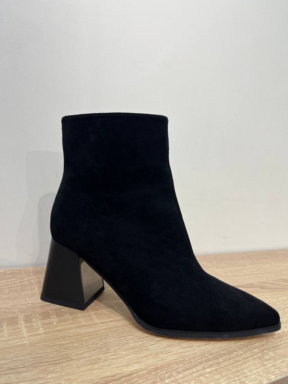 Ботильоны из эко замши