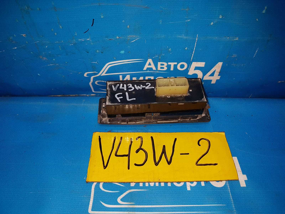 Блок управления стеклоподъемниками MITSUBISHI PAJERO 1996