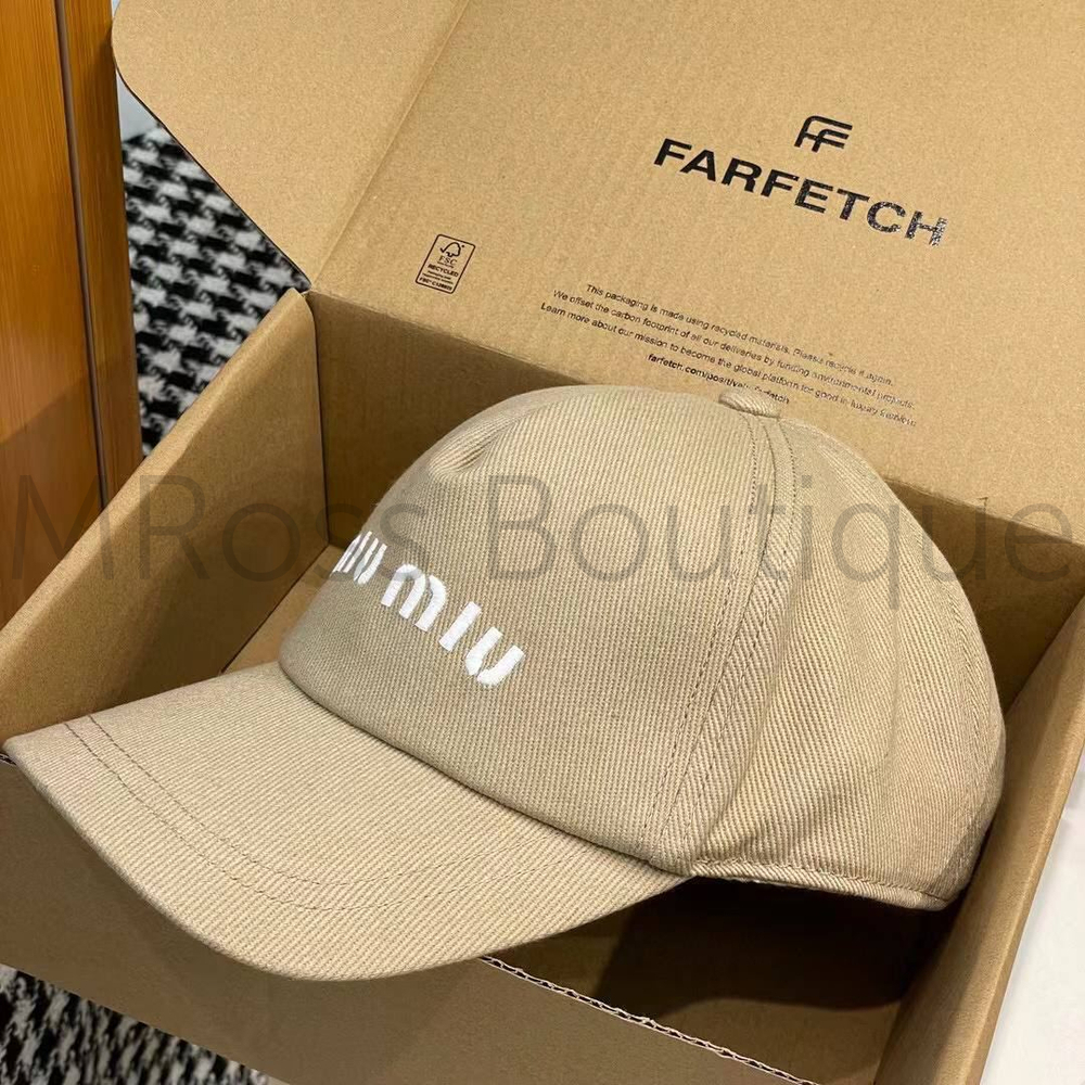 Бежевая бейсболка Miu Miu